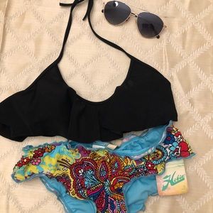 Victoria’s Secret Flounce Bikini Top